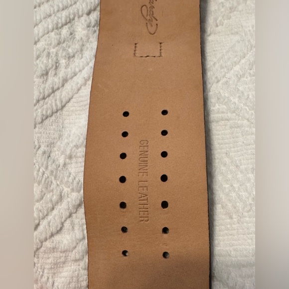 Ed Hardy vintage leather wrist watch - skull & roses - needs battery - great - Picture 7 of 11